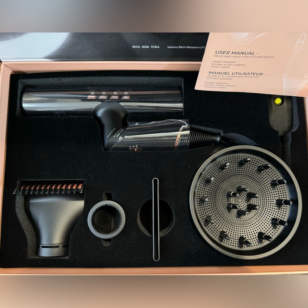 SRI Dry Q 3.0 Smart Hair Dryer w 4 attachment